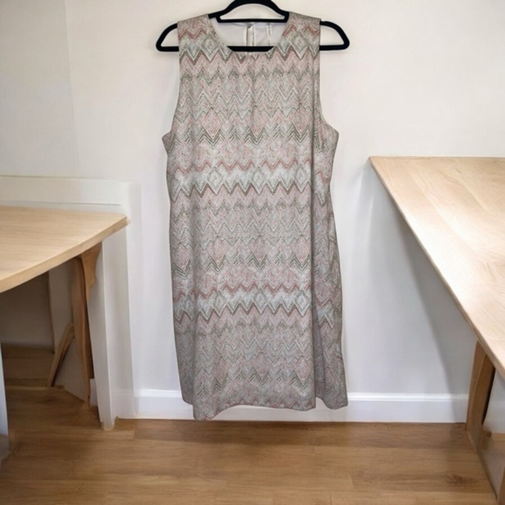 Mia & Tess Pink NWT Sheath Midi Dress Scoop Neck Sleeveless